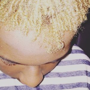 Meet your Posher, Eli