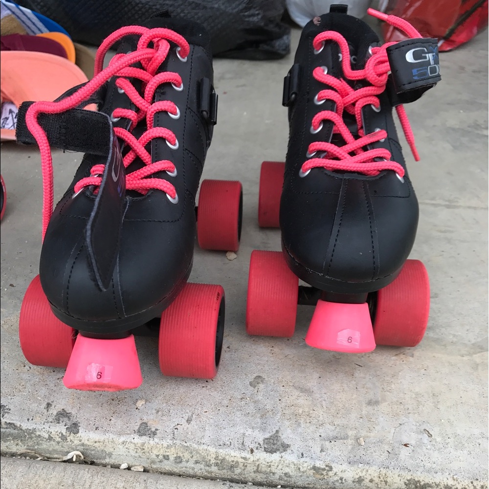 Skates