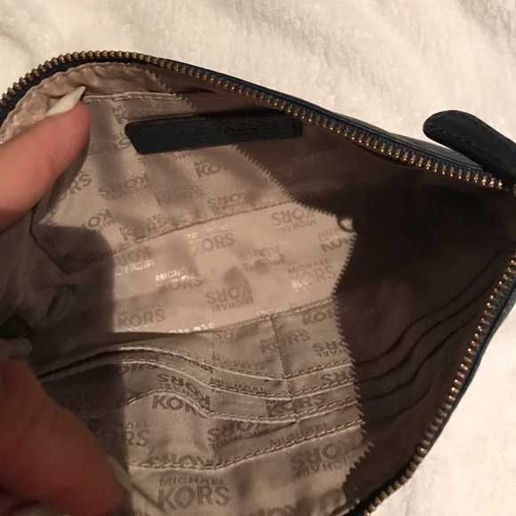 Michael Kors Brand new never use - Picture 2 of 2