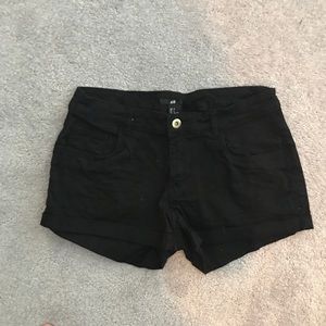 H&M Black shorts