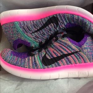 Nike Flyknit WOMENS