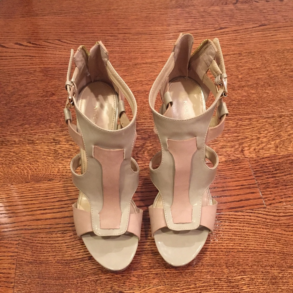 Beige leather/patent leather heels from Nine West