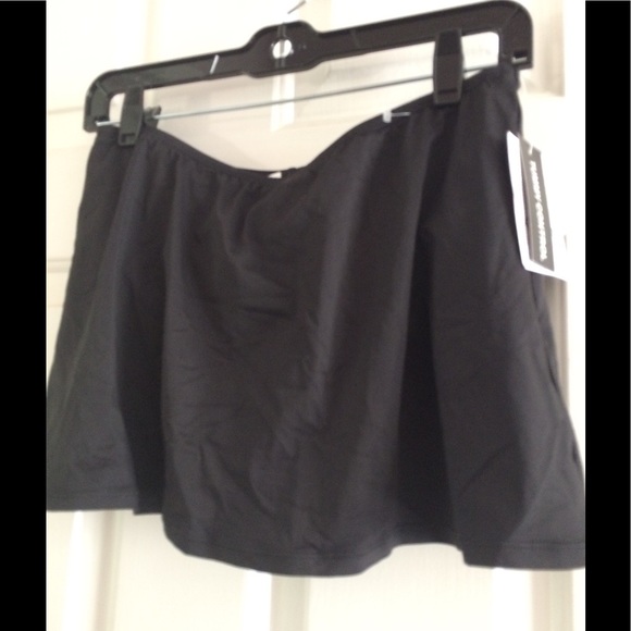 24th & Ocean Tummy Control Swimwear - Picture 1 of 3