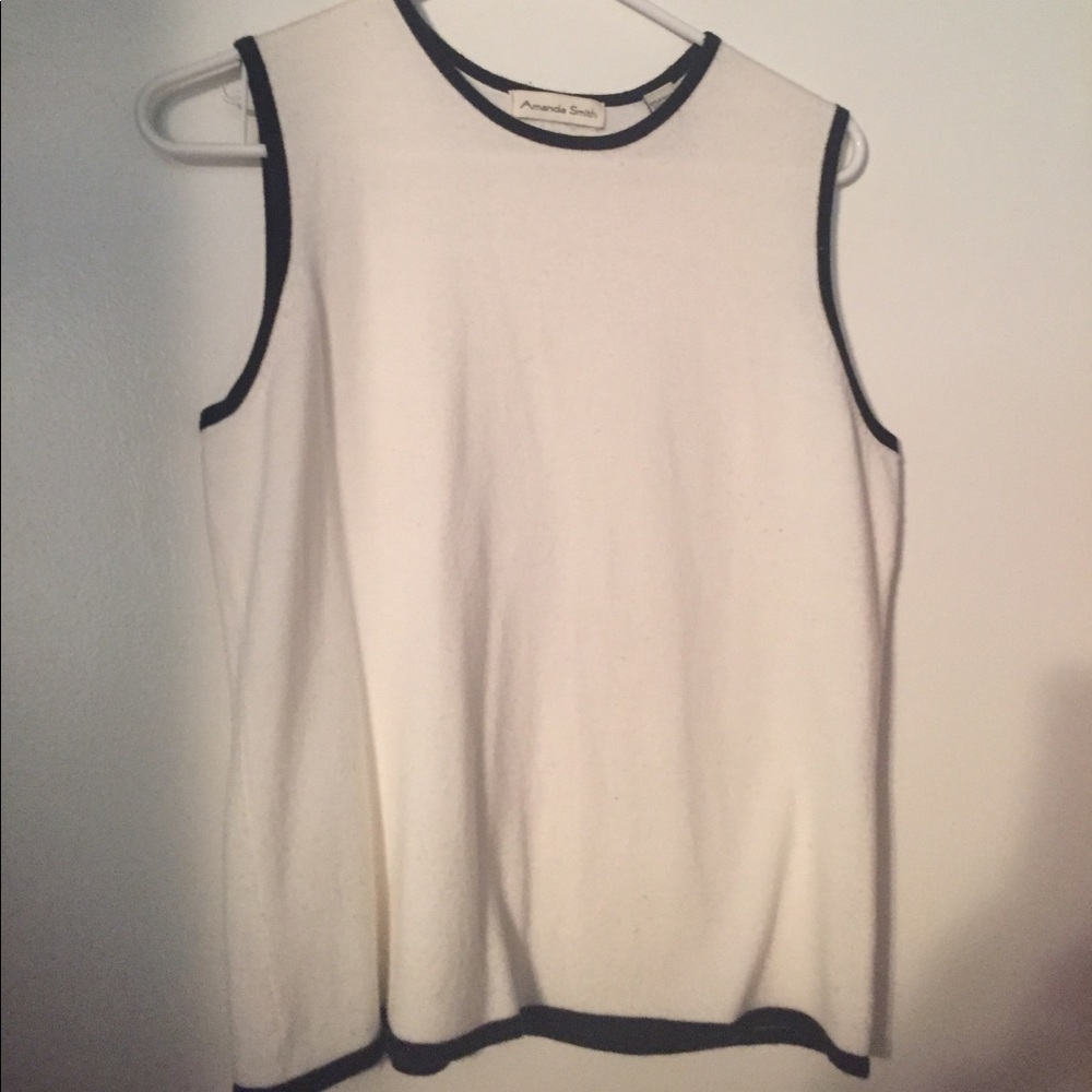 White sleeveless blouse
