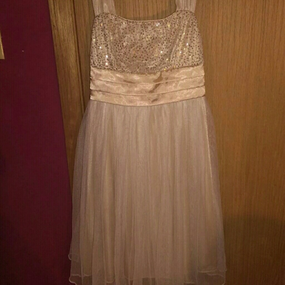 Girls dress