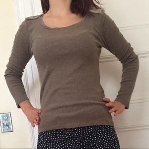 Grey shirt