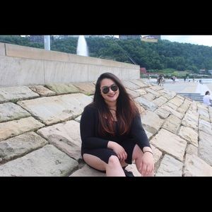 Meet your Posher, Amar