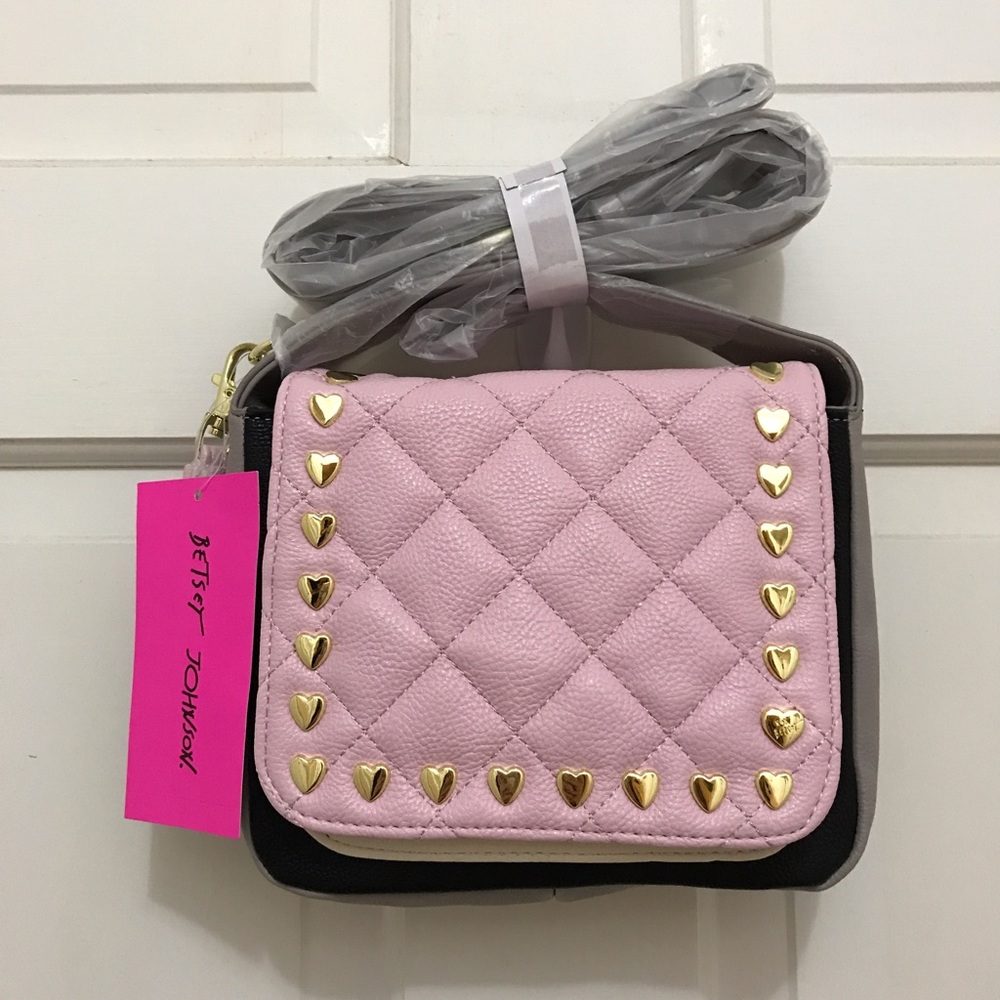 ❌SOLD❌ Betsey Johnson Mini Saddle purse