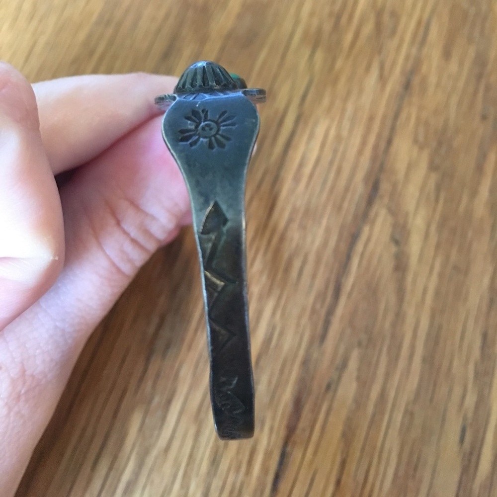 Vintage Navajo cuff - Picture 4 of 7