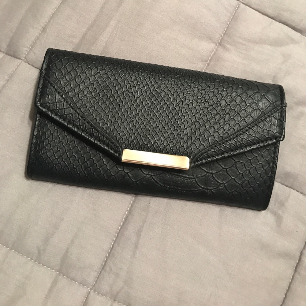 black snake skin wallet