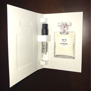 Chanel no. 5 sample 0.06 oz (2ml)
