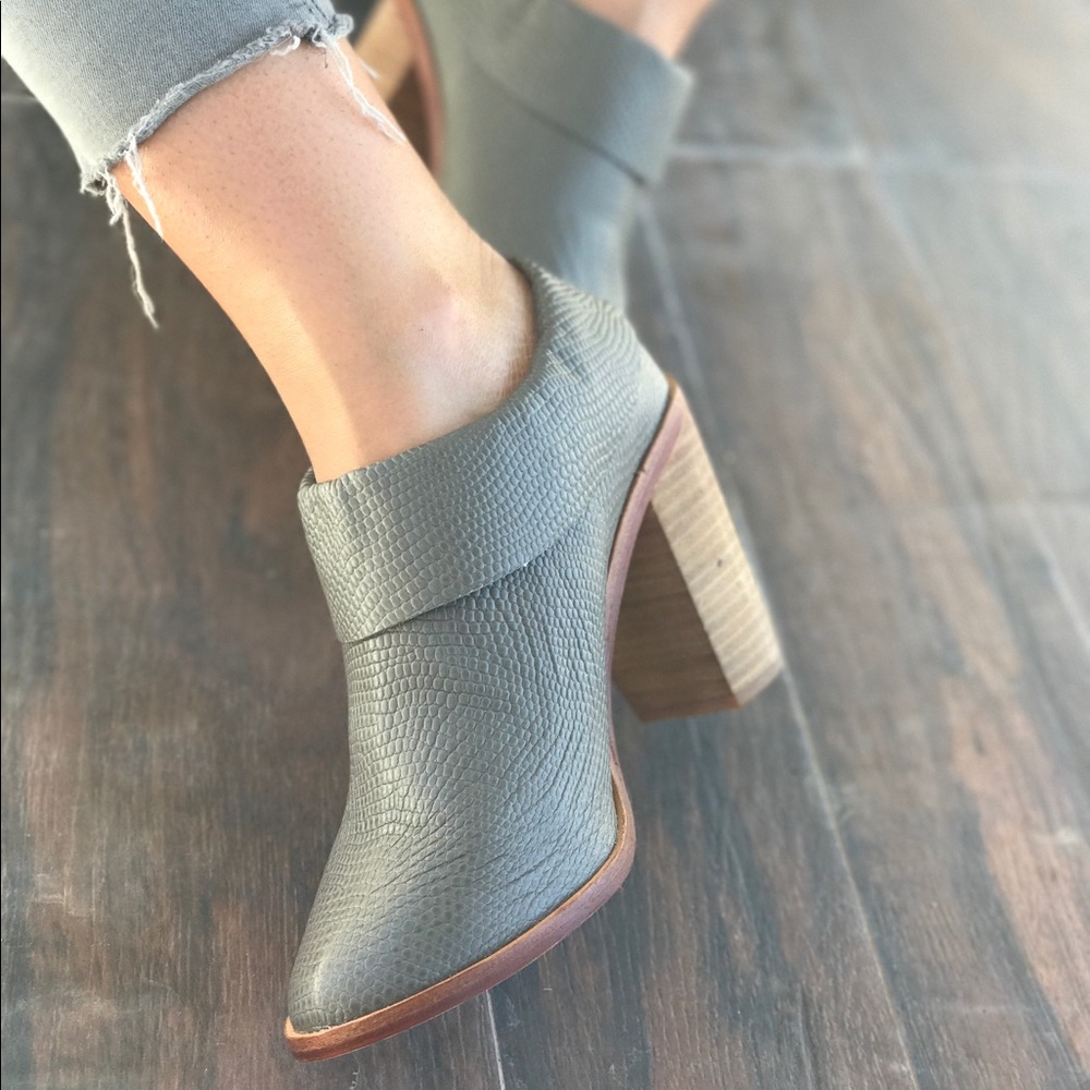 Distressed Leather Fold-Over Phython Block Booties - Picture 4 of 7