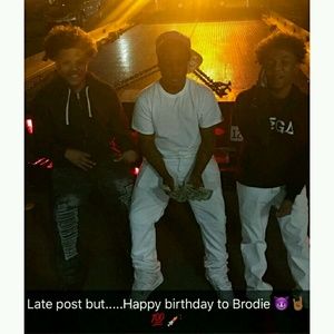 Meet your Posher, Barry