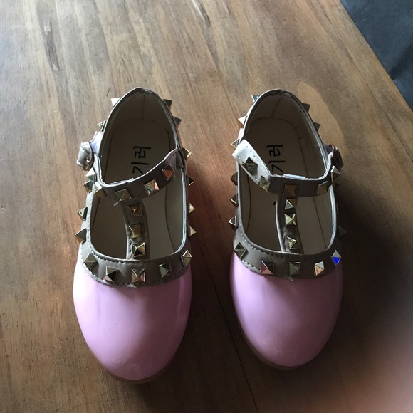 Other - 🎀🎀🆒🚺Lil girls fashioned studded shoes