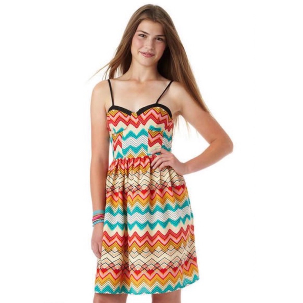 dELiA*s chevron zig zag dress