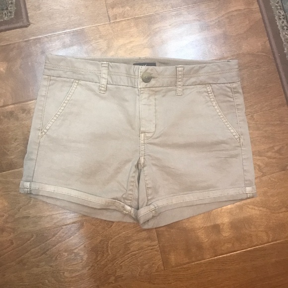 American Eagle stretch khaki shorts - Picture 1 of 2