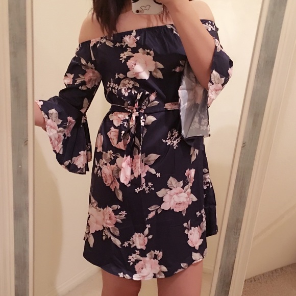 HP💕Floral Off Shoulder Mini Dress With Waistband - Picture 6 of 6
