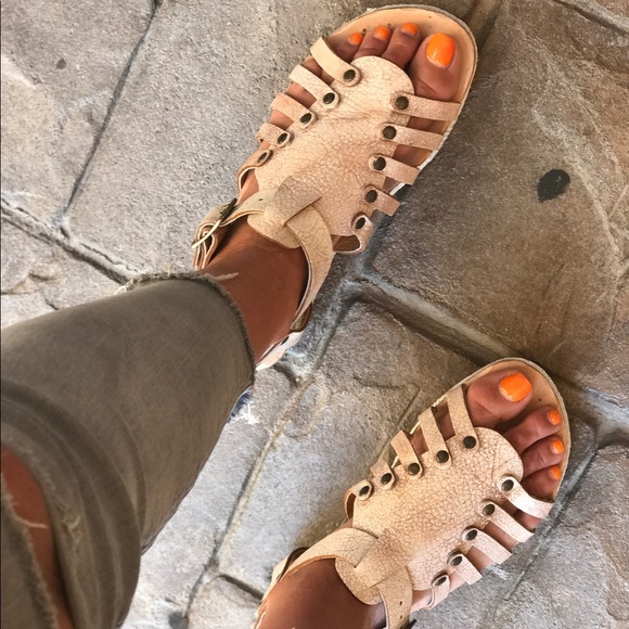 Last 1 Goodyear Handmade Distressed Fisherman - Picture 2 of 7