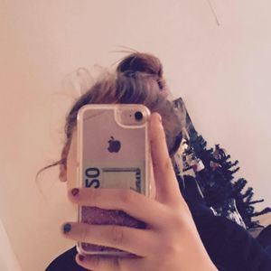 Meet your Posher, Ava