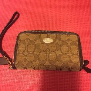 Coach outline signature double zip wallet wristlet