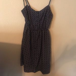 Bow patterned dress