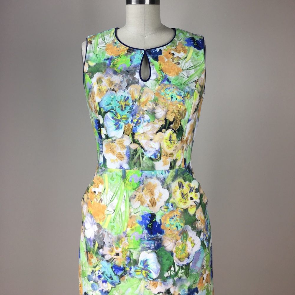 Pointe Sheath Dress