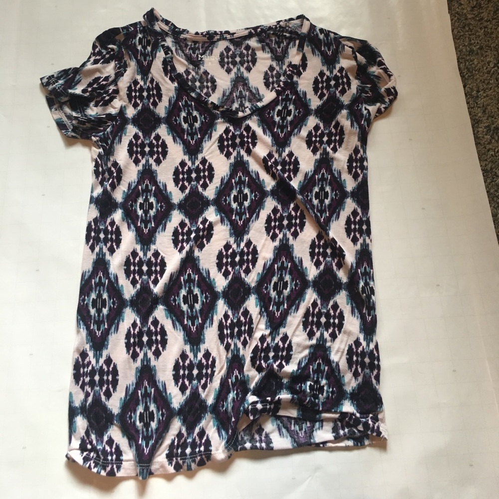 V-neck T-Shirt