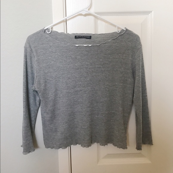 Brandy Melville Billie Top - Picture 2 of 2