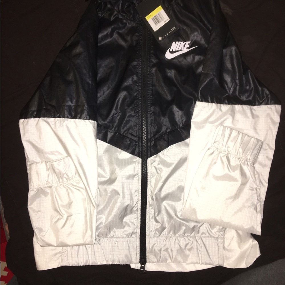 Nike windbreaker