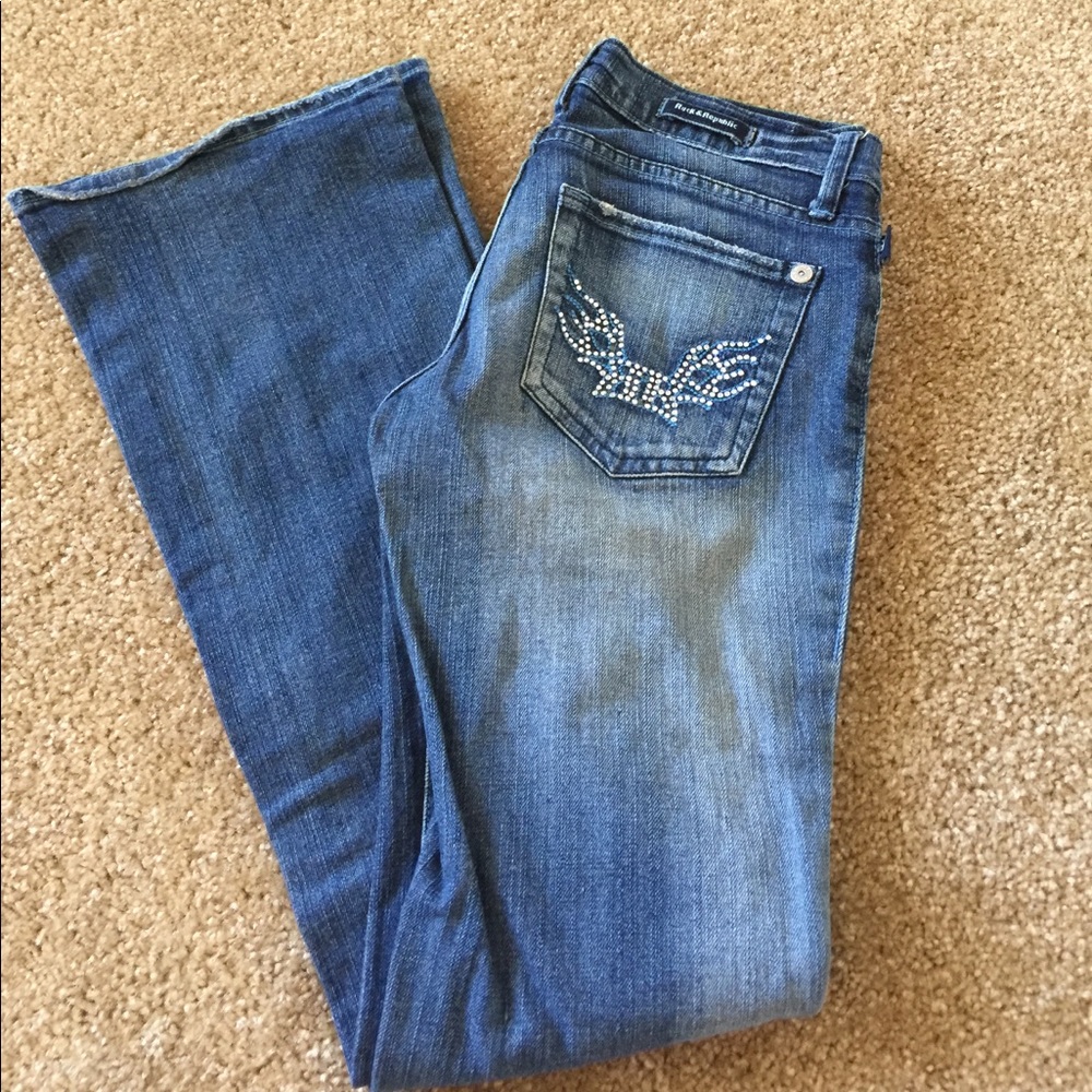 Rock & Republic bedazzled rhinestone crystal pocket jeans