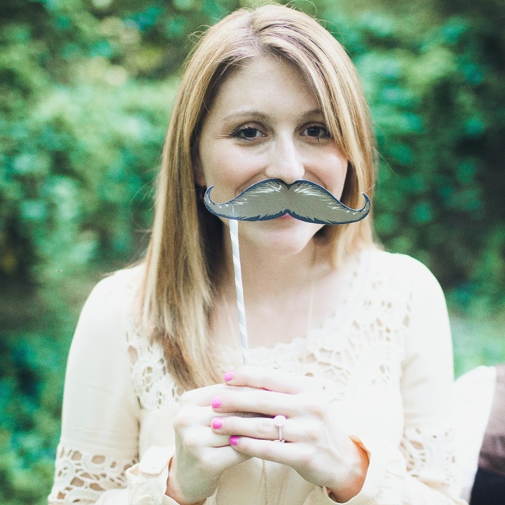 Meet your Posher, Elana