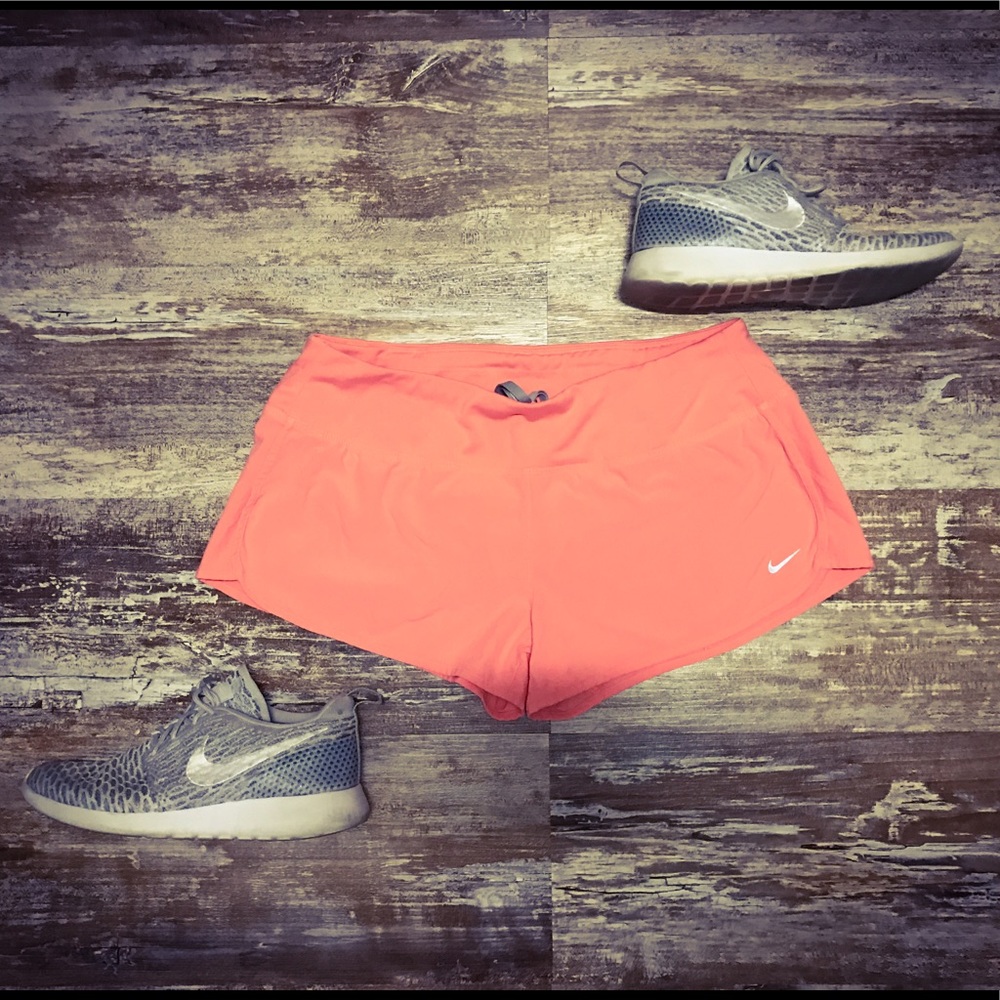 🎀PEACH NIKE RUNNING SHORTS🎀