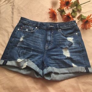 Jaylene Distressed Cuffed Denim Shorts
