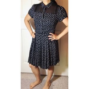 Forever 21 short sleeve pleated print dress