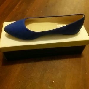 Bella Marie Royal Blue suede flats size 5.5