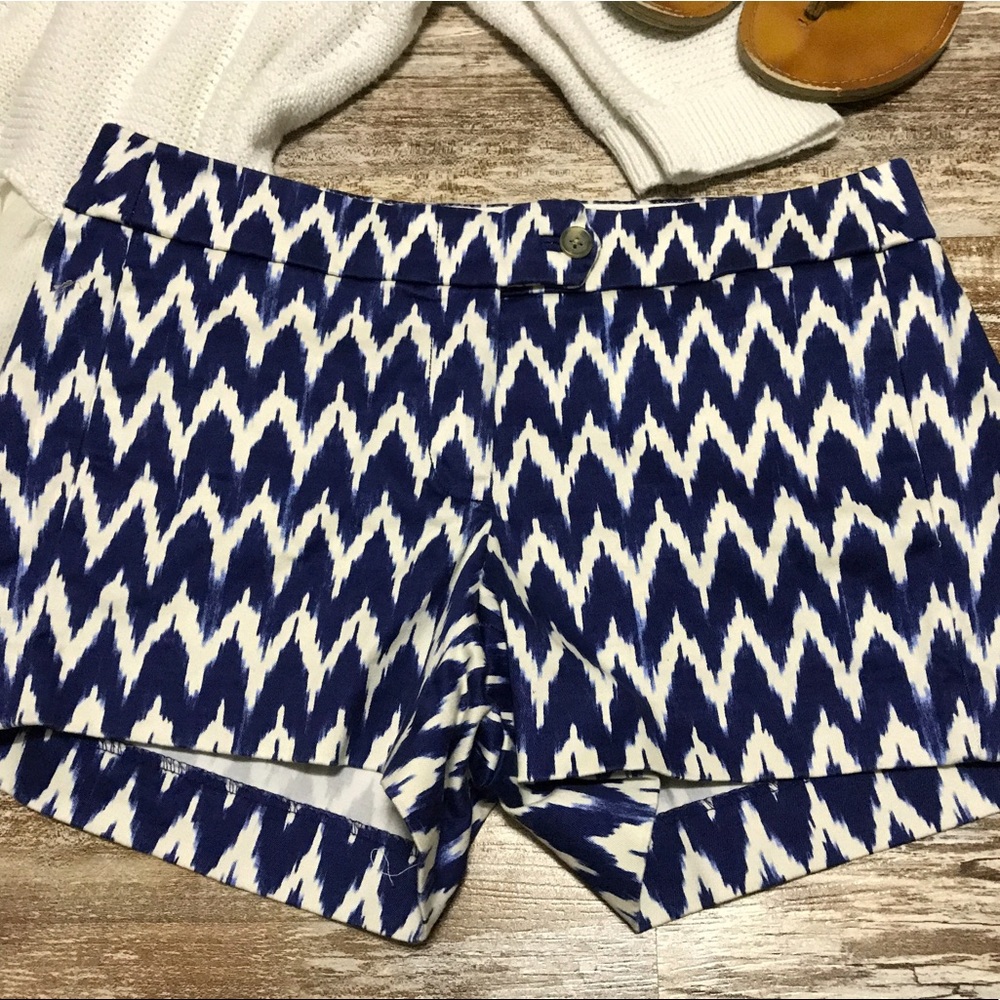 🎀J CREW CHINO SHORTS🎀 - Picture 2 of 4