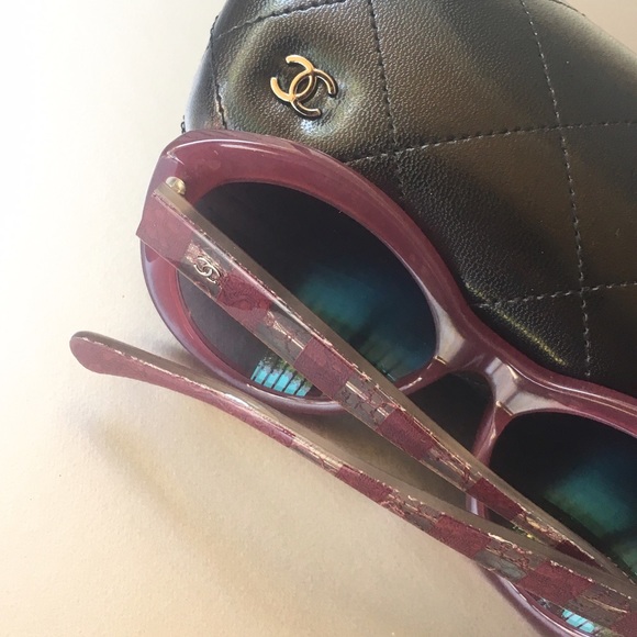 Chanel Oversized Sunglasses main image 6