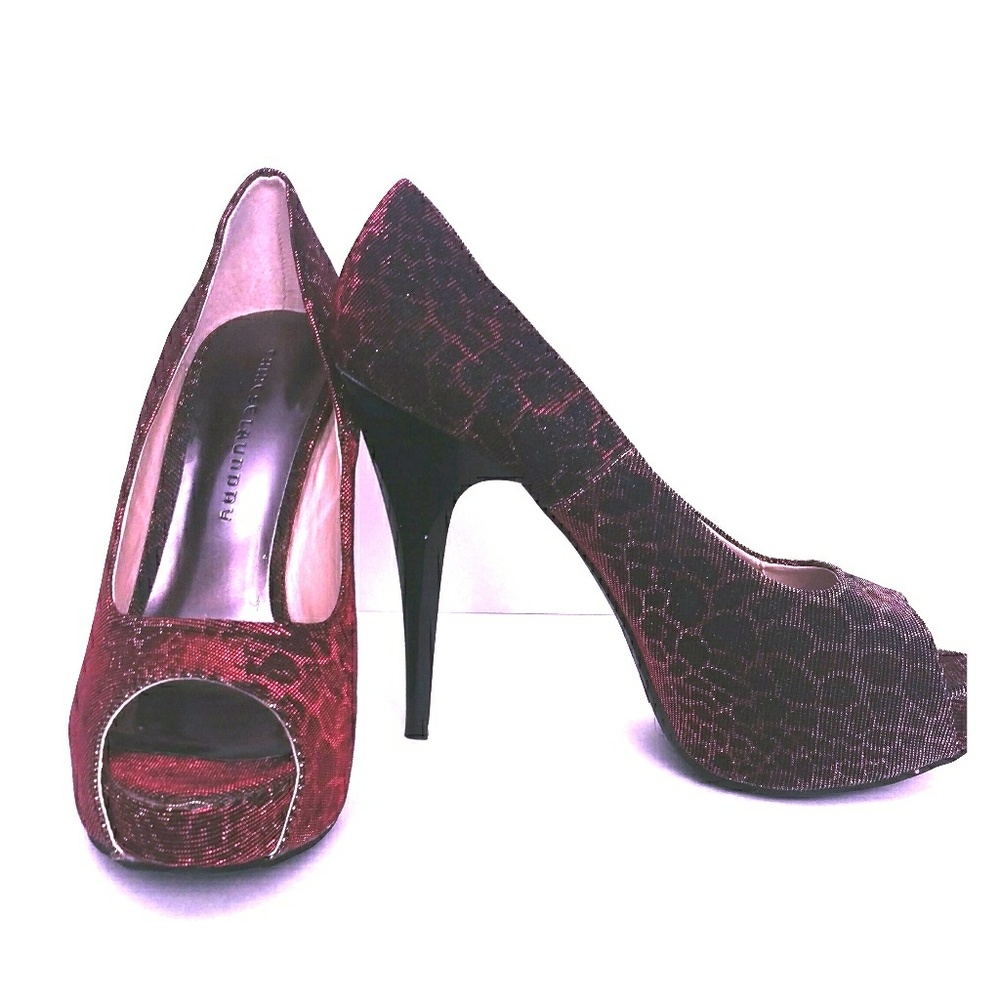 Chinese Laundry Metallic Stilettos - Size 10