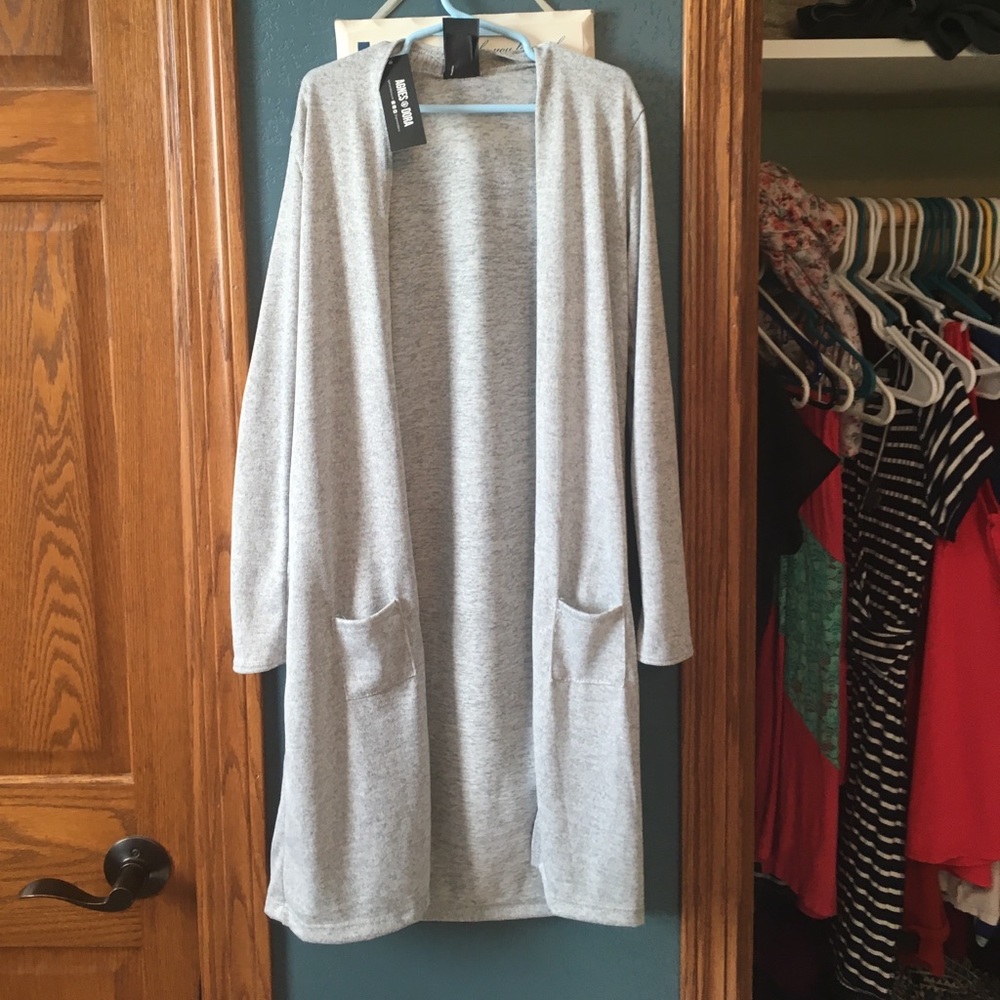 Agnes and Dora super light weight cardigan