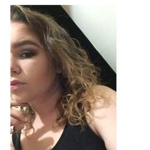 Meet your Posher, Evangeline