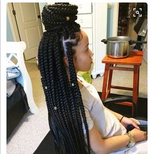 Meet your Posher, Briana