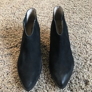 Splendid black suede booties