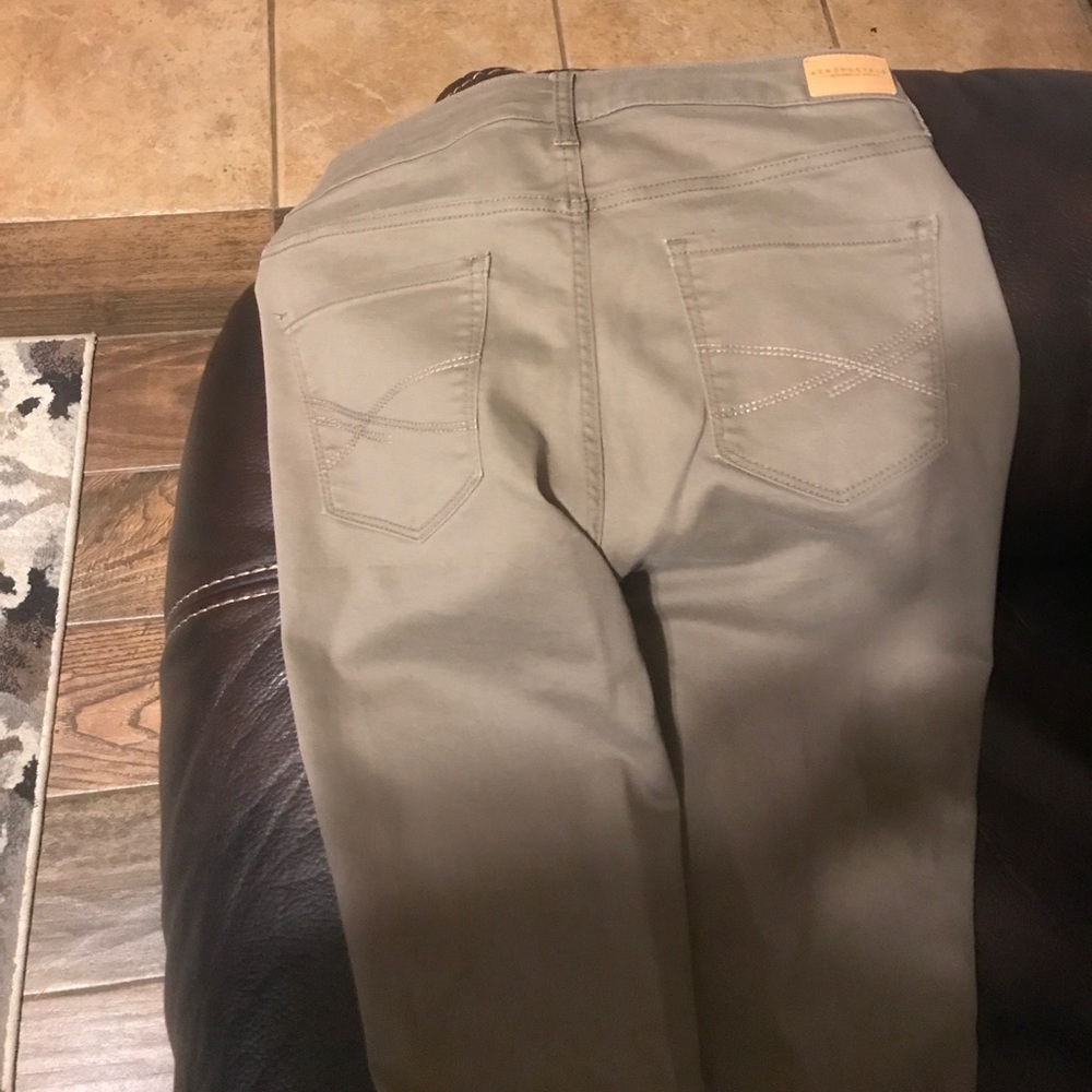 Pants - Picture 2 of 4