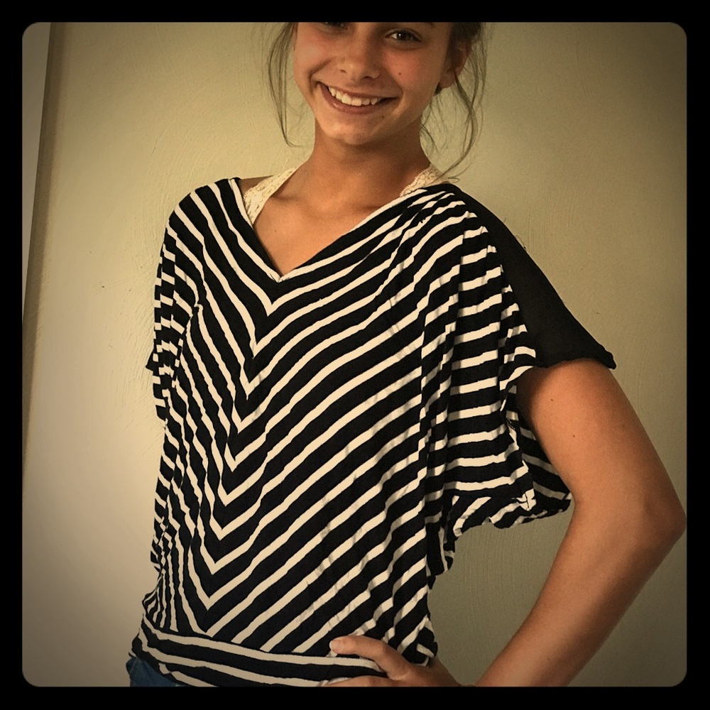 Black stripped shirt