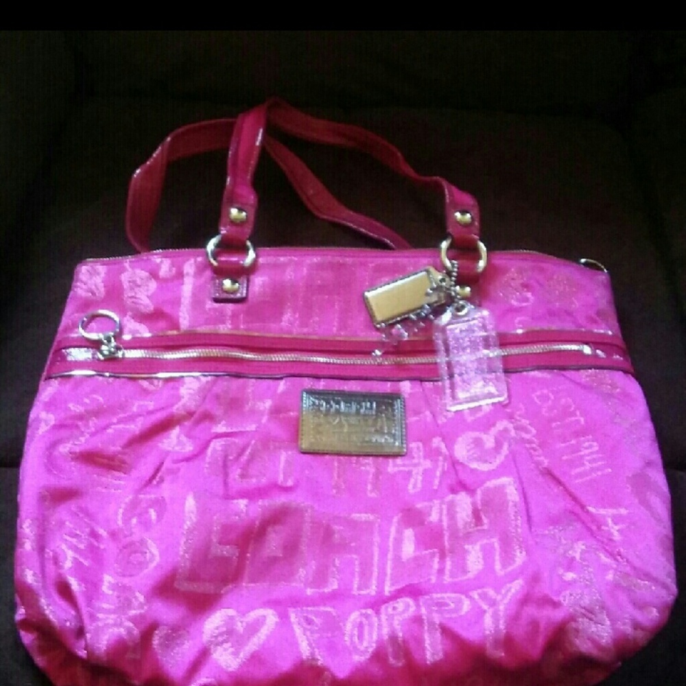 Hot pink coach poppy handbag