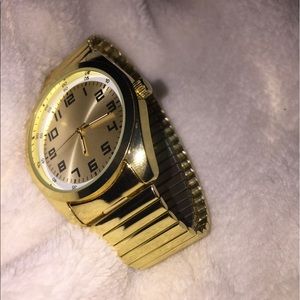 Premium Gold Watch