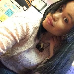 Meet your Posher, Ana