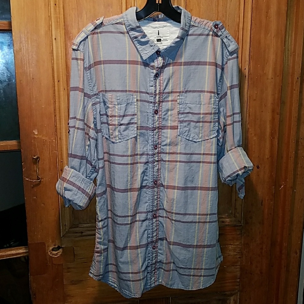 Summer plaid button down (XL)