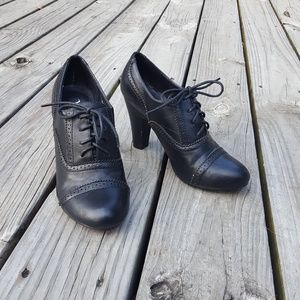 Mary Jane Lace Up Heels