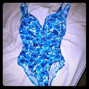 1 Piece Swimsuit size 10